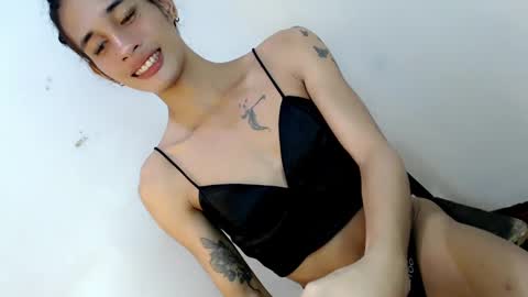 Snapshot of kateanderson69 chatting on 02-17-25, 01:53 its me kate online show from 02-17-25, 01:53