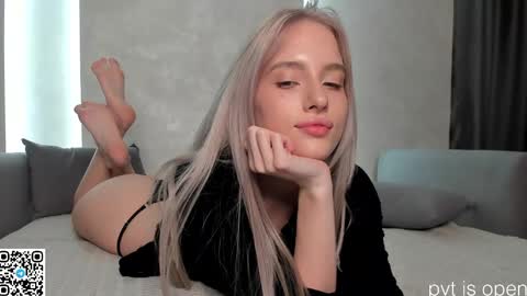 Snapshot of katebremar chatting on 05-01-26, 09:30 online show from 05-01-26, 09:30