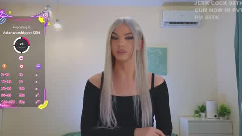 Snapshot of katebxtch chatting on 09-10-25, 07:47 Kate online show from 09-10-25, 07:47