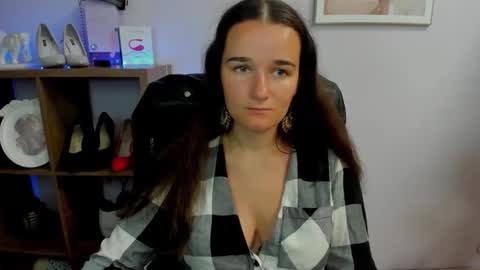 Snapshot of katedesire chatting on 09-14-25, 06:34 Kate  online show from 09-14-25, 06:34