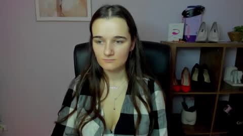 Snapshot of katedesire chatting on 12-20-25, 08:10 Kate online show from 12-20-25, 08:10