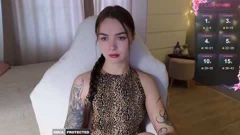 Snapshot of kateleoo chatting on 10-14-25, 06:14 Im Kate online show from 10-14-25, 06:14