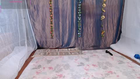 katelinpepperworth online show from 04-04-26, 10:35