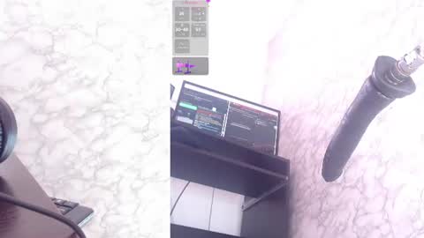 Snapshot of katelovings chatting on 06-20-26, 02:31 katelovings online show from 06-20-26, 02:31