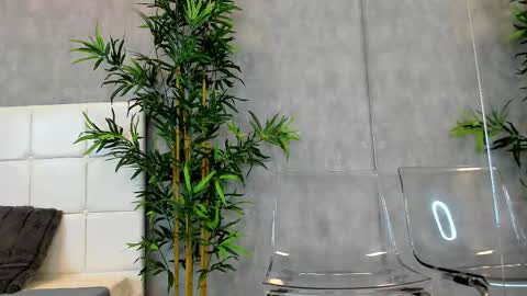 Snapshot of katelynsparks chatting on 02-25-25, 06:25 Kate online show from 02-25-25, 06:25