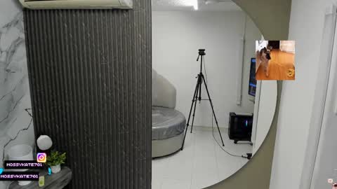 Im Katherine but call me Kate  online show from 09-24-25, 11:57