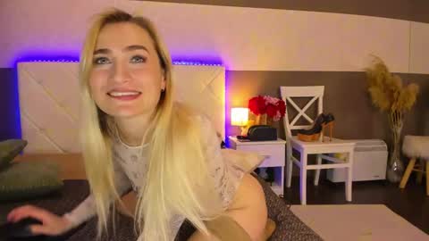 KateOwyns online show from 02-18-25, 05:53