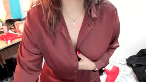 Snapshot of katerinamilf_ chatting on 01-12-25, 06:59 kata online show from 01-12-25, 06:59