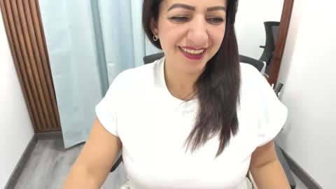 Snapshot of katerinamilf_ chatting on 04-20-26, 08:21 kata online show from 04-20-26, 08:21