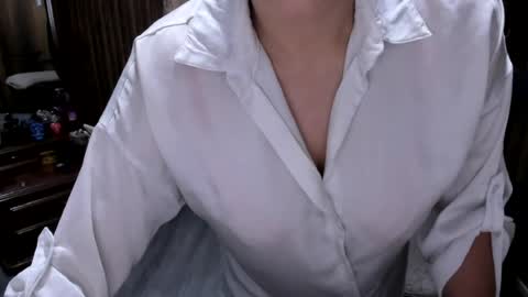 Snapshot of katerinamilf_ chatting on 07-13-26, 10:29 kata online show from 07-13-26, 10:29
