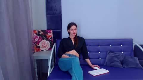 Snapshot of katerinarx chatting on 11-27-25, 09:33 KaterinaRX online show from 11-27-25, 09:33