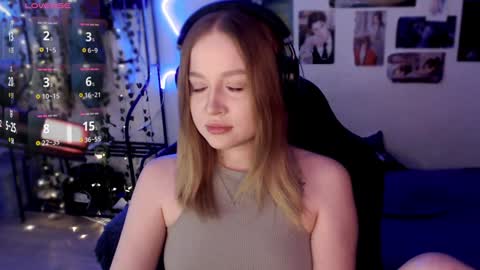 Snapshot of katerinaxvold chatting on 12-18-24, 10:46 Lisa online show from 12-18-24, 10:46