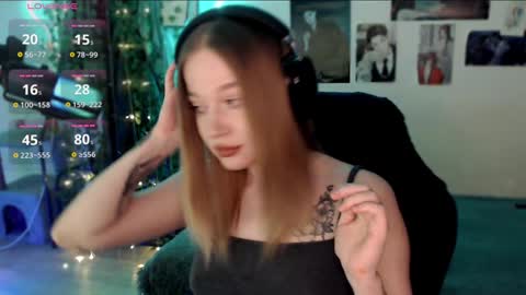 Snapshot of katerinaxvold chatting on 01-18-25, 03:38 Lisa online show from 01-18-25, 03:38