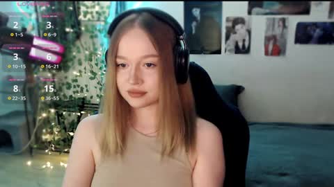 Snapshot of katerinaxvold chatting on 02-04-25, 08:06 Lisa online show from 02-04-25, 08:06