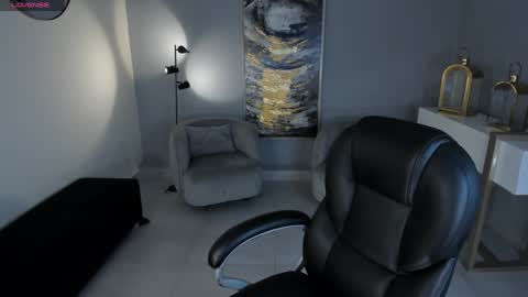 Snapshot of katesunder chatting on 01-25-25, 09:57 K A T E online show from 01-25-25, 09:57