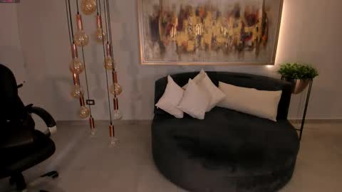 Snapshot of katesunder chatting on 09-08-25, 03:22 K A T E online show from 09-08-25, 03:22