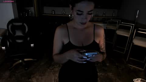 Snapshot of katesunder chatting on 09-29-25, 09:58 K A T E online show from 09-29-25, 09:58