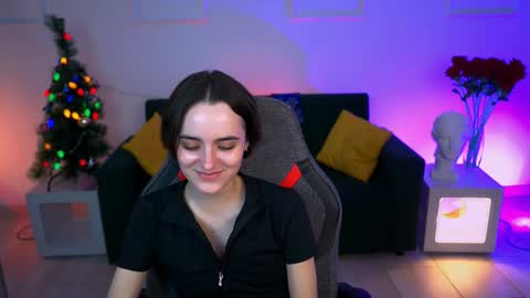 katewillows online show from 12-14-25, 04:34