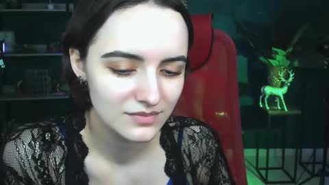 katewillows online show from 02-17-26, 04:09