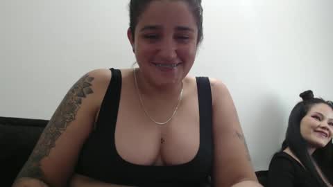 Snapshot of katha131580 chatting on 02-11-25, 06:40 katha131580 online show from 02-11-25, 06:40