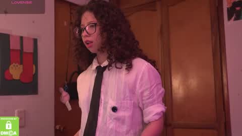 Snapshot of kathc_19 chatting on 11-30-25, 11:31 Katerine online show from 11-30-25, 11:31