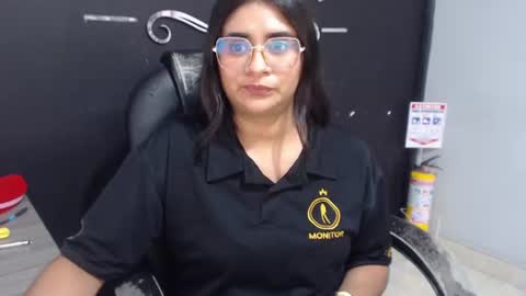 Snapshot of kathe0v chatting on 06-22-26, 09:56 Call me Lau online show from 06-22-26, 09:56