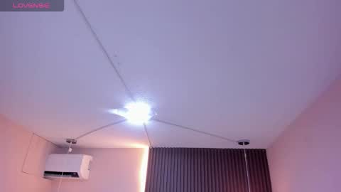   online show from 12-21-25, 11:28