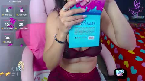 Snapshot of kathelatin4u chatting on 11-06-25, 12:44 kathelatin4u online show from 11-06-25, 12:44