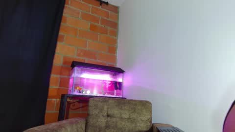 Snapshot of katherin_petrova1 chatting on 04-15-26, 05:36 kathe online show from 04-15-26, 05:36