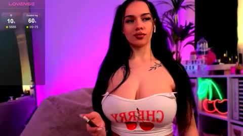 Katherine Swan online show from 02-21-26, 05:47