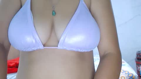Snapshot of katherinne03 chatting on 05-09-26, 01:27 natalia online show from 05-09-26, 01:27