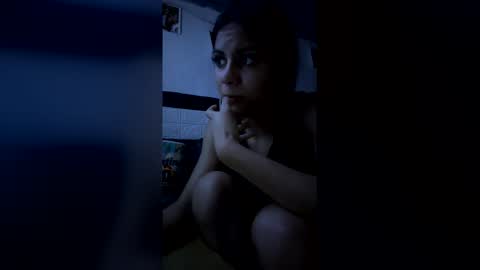 Snapshot of kathia_deluxe chatting on 02-12-26, 01:39 Kathia online show from 02-12-26, 01:39