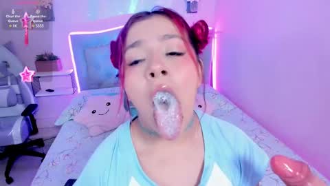 Snapshot of kathia_saenz chatting on 01-25-25, 03:40 Kathia  online show from 01-25-25, 03:40