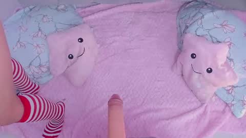 Snapshot of kathia_saenz chatting on 02-06-25, 06:51 Kathia  online show from 02-06-25, 06:51