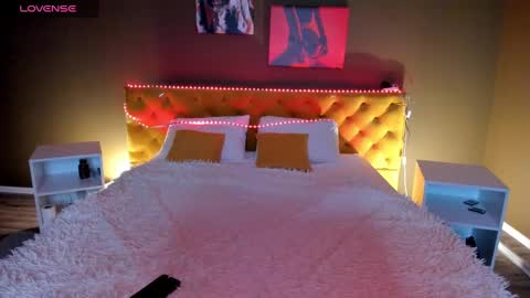 Kathleen  GTM 3 400-1000 Mon Wed Wed Sat Sun  online show from 02-08-25, 10:29