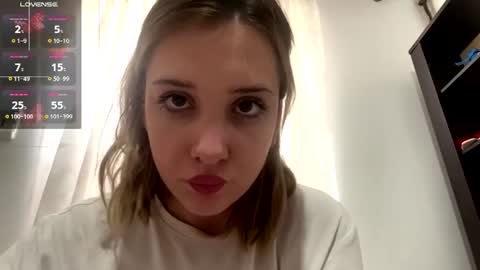 Snapshot of kathrinekiening chatting on 06-15-26, 01:02 Jessie online show from 06-15-26, 01:02