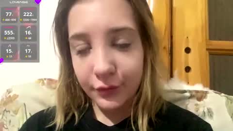 Snapshot of kathrinekiening chatting on 07-12-26, 08:11 Jessie online show from 07-12-26, 08:11