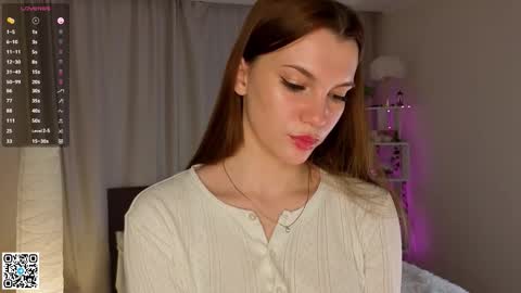 Lola online show from 02-07-26, 04:05