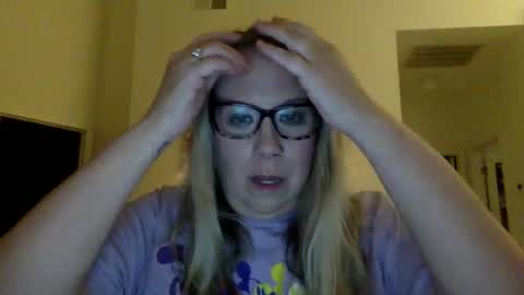 Snapshot of kathrynw chatting on 12-30-24, 01:04 kathrynw online show from 12-30-24, 01:04