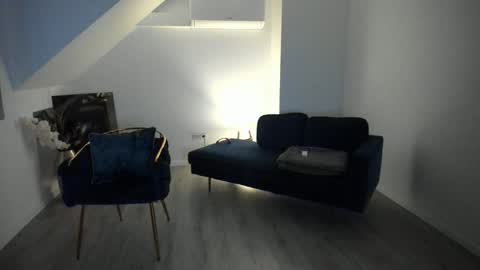      online show from 10-15-25, 03:39
