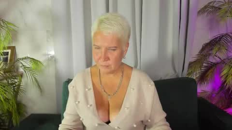 Kathy online show from 09-29-25, 07:02