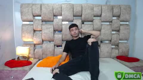 Snapshot of kathyaiden chatting on 06-04-26, 03:18 Kaht y Aiden online show from 06-04-26, 03:18