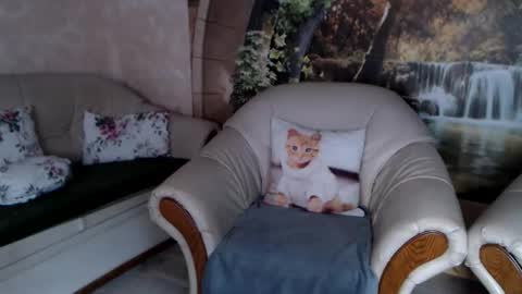 Kathy online show from 09-19-25, 03:56