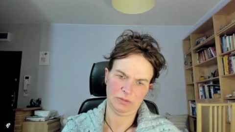 Snapshot of kathysky40 chatting on 11-19-25, 03:45 KATHY online show from 11-19-25, 03:45