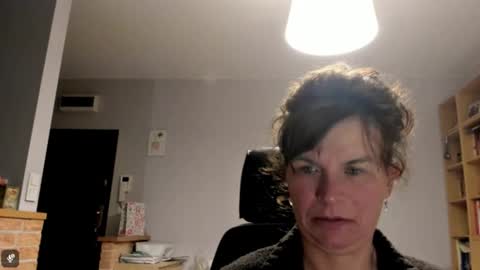 Snapshot of kathysky40 chatting on 11-25-25, 03:23 KATHY online show from 11-25-25, 03:23