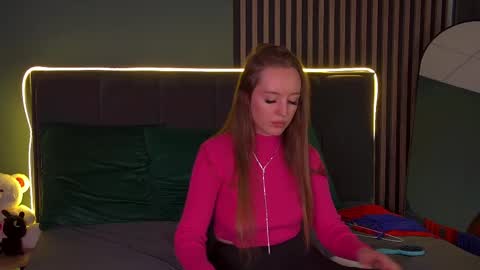 Kathy online show from 09-12-25, 01:44