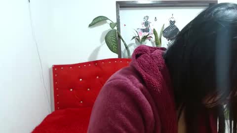 Katia collins online show from 01-06-25, 09:52