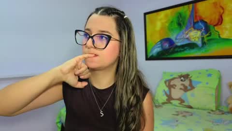 Snapshot of katia_foxx chatting on 04-08-26, 12:16 Khaterine online show from 04-08-26, 12:16