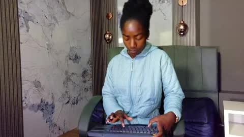 Katia online show from 12-03-25, 11:19