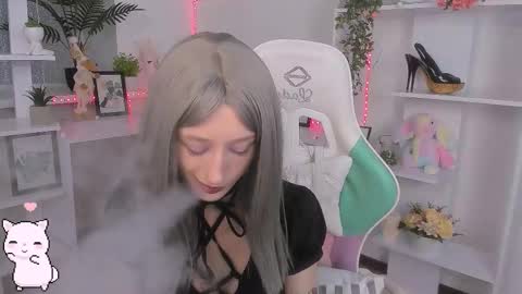 Katia  online show from 10-27-25, 07:01